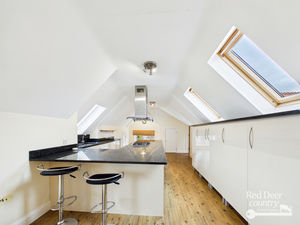 Kitchen/Dining Room- click for photo gallery